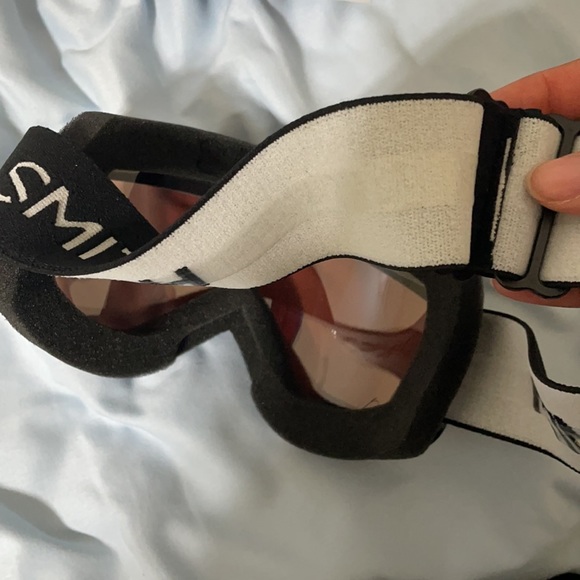 Goggles - Picture 6 of 6